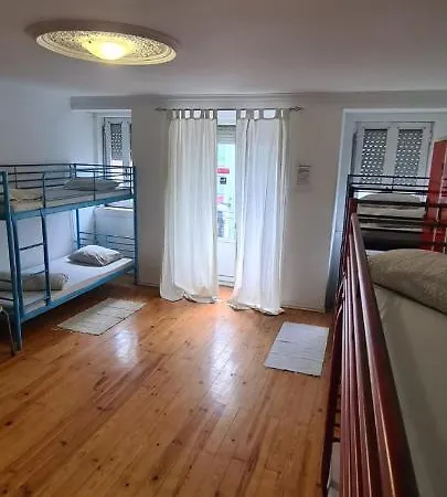 Auristelas Hostal *